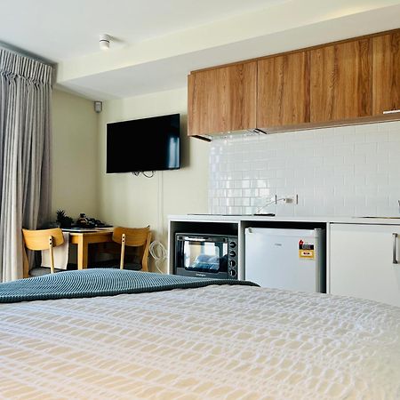 Queenstown Studio - 5Mins To Airport - Aircond - Free Wifi - Walk To Centre Exteriör bild